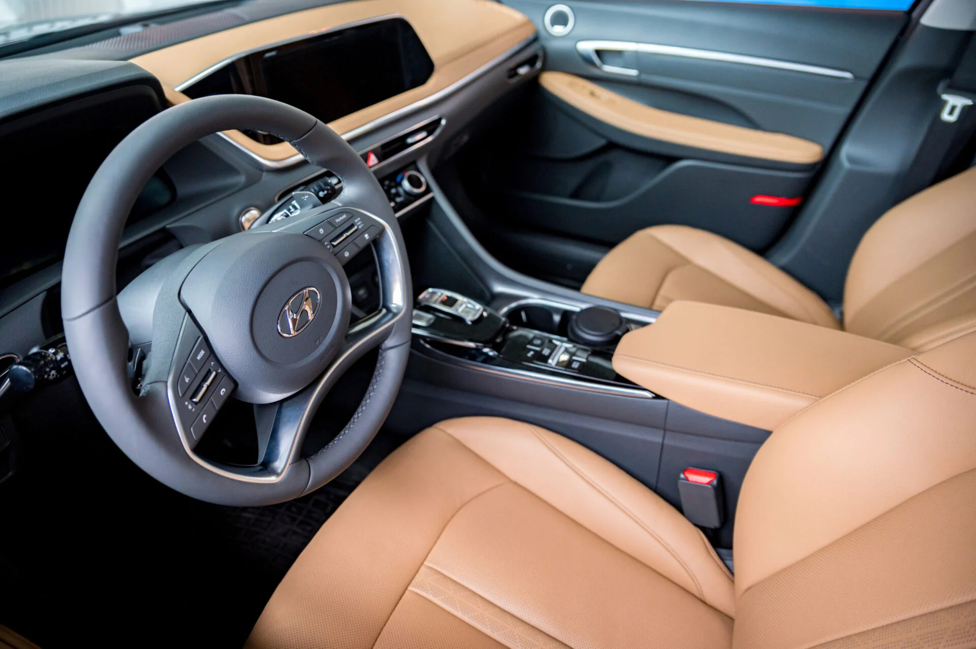 Hyundai Sonata with tan interior